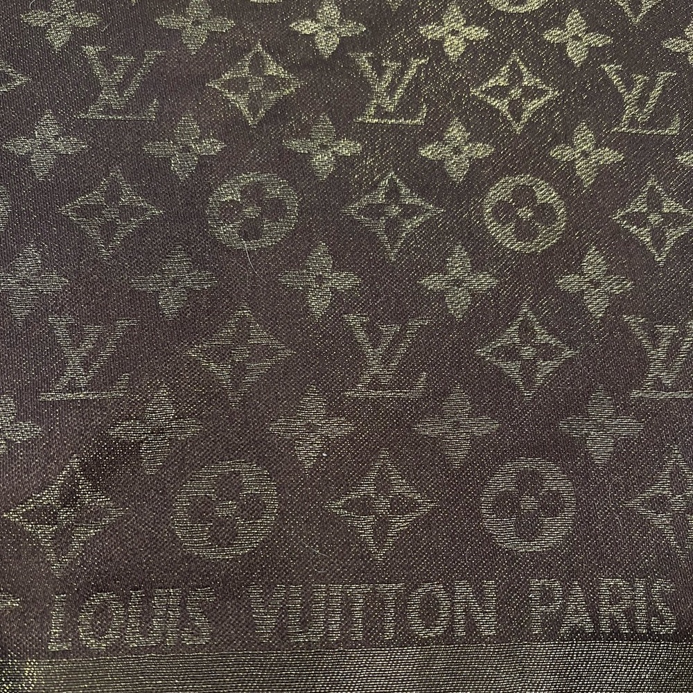 Châle Monogram Silk Scarf